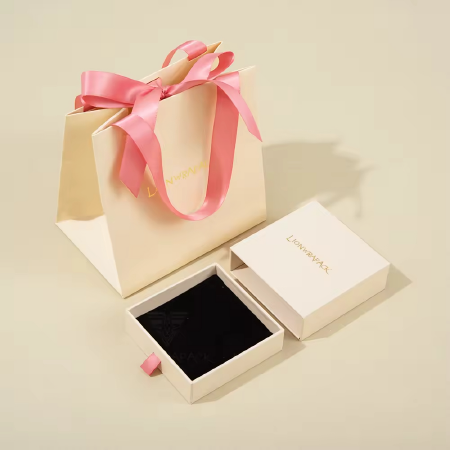 Velvet-Lined Jewelry Gift Boxes