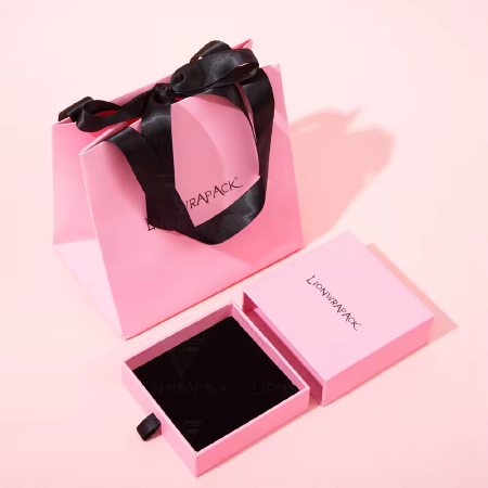 Velvet-Lined Jewelry Gift Boxes