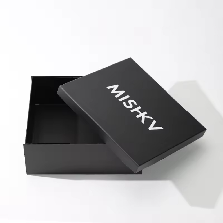 Custom Luxury Magnetic Foldable Boxes